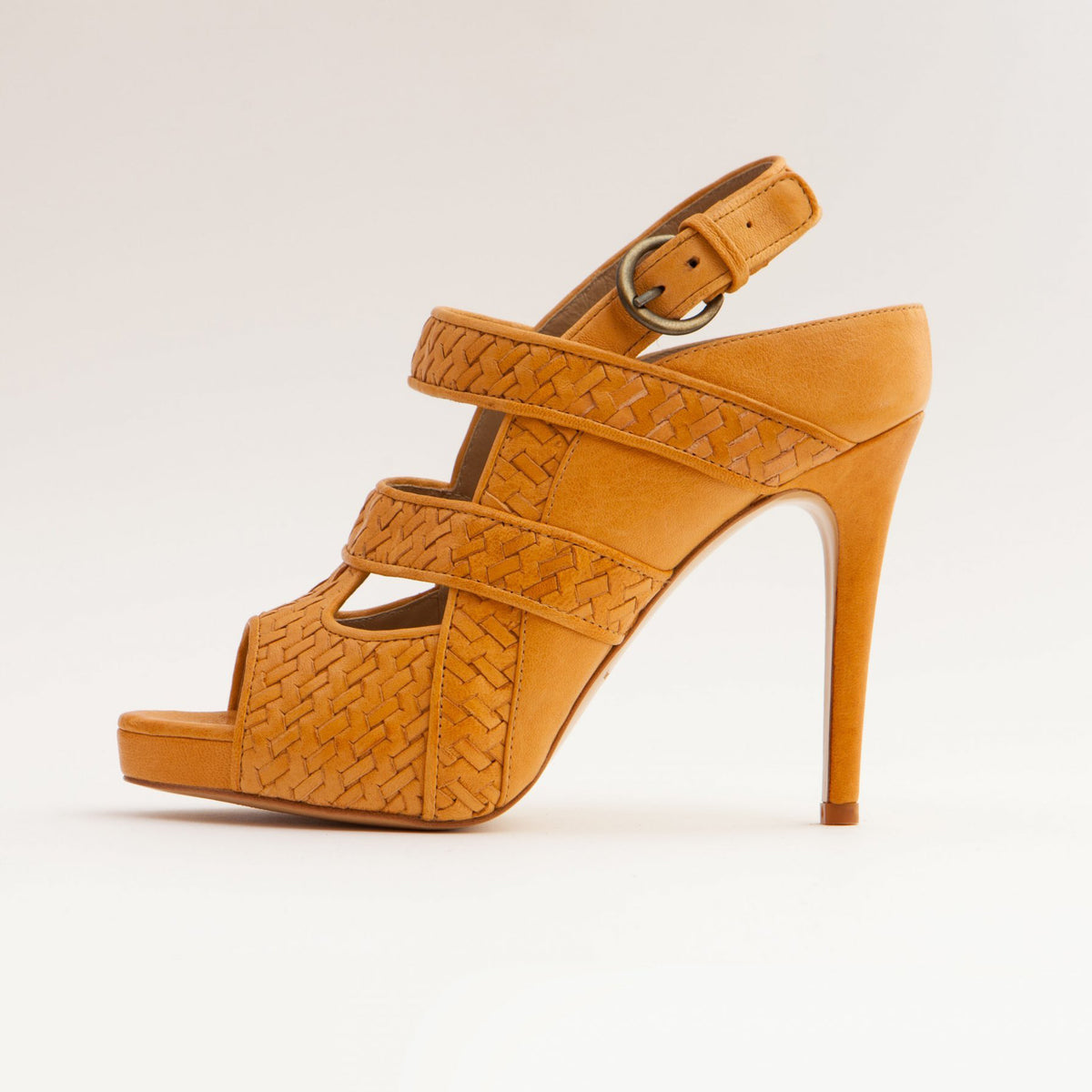 Anna best shoes in Saudi Arabia ranacheikha