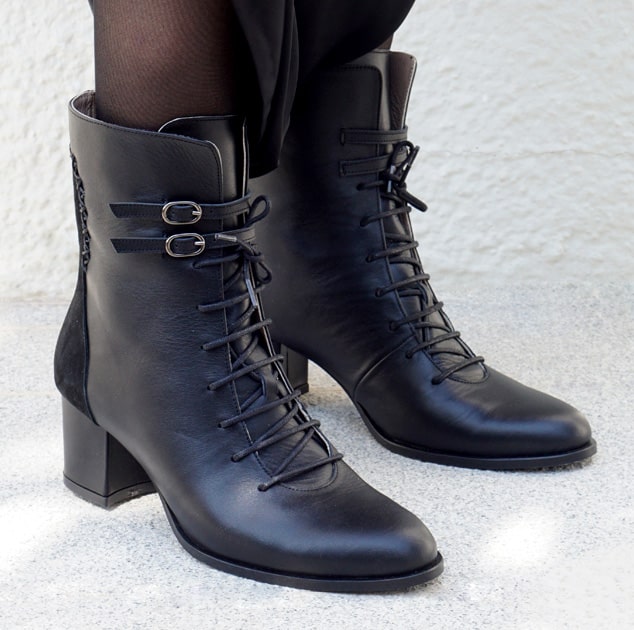 Alya Block Heel Boot | Black Calfskin & Suede Leather