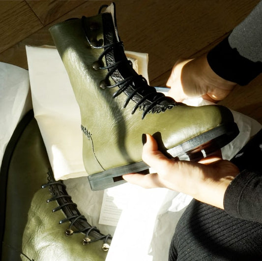 Khaki green comfortable woman leather calf boot handmade handstitching 