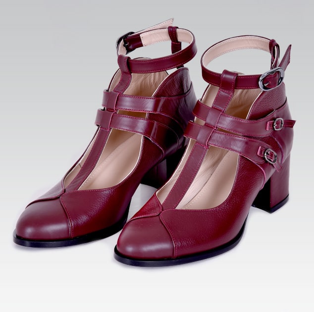 zein block heel red leather 